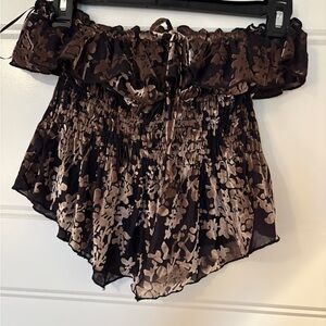 Kimchi Blue: Off-Shoulder Velvet Burnout Floral Crop Top in Brown